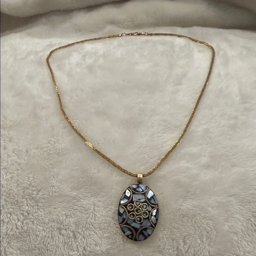 Intricate Gold Tone and Blue Mosaic Necklace - Picture 10 of 13